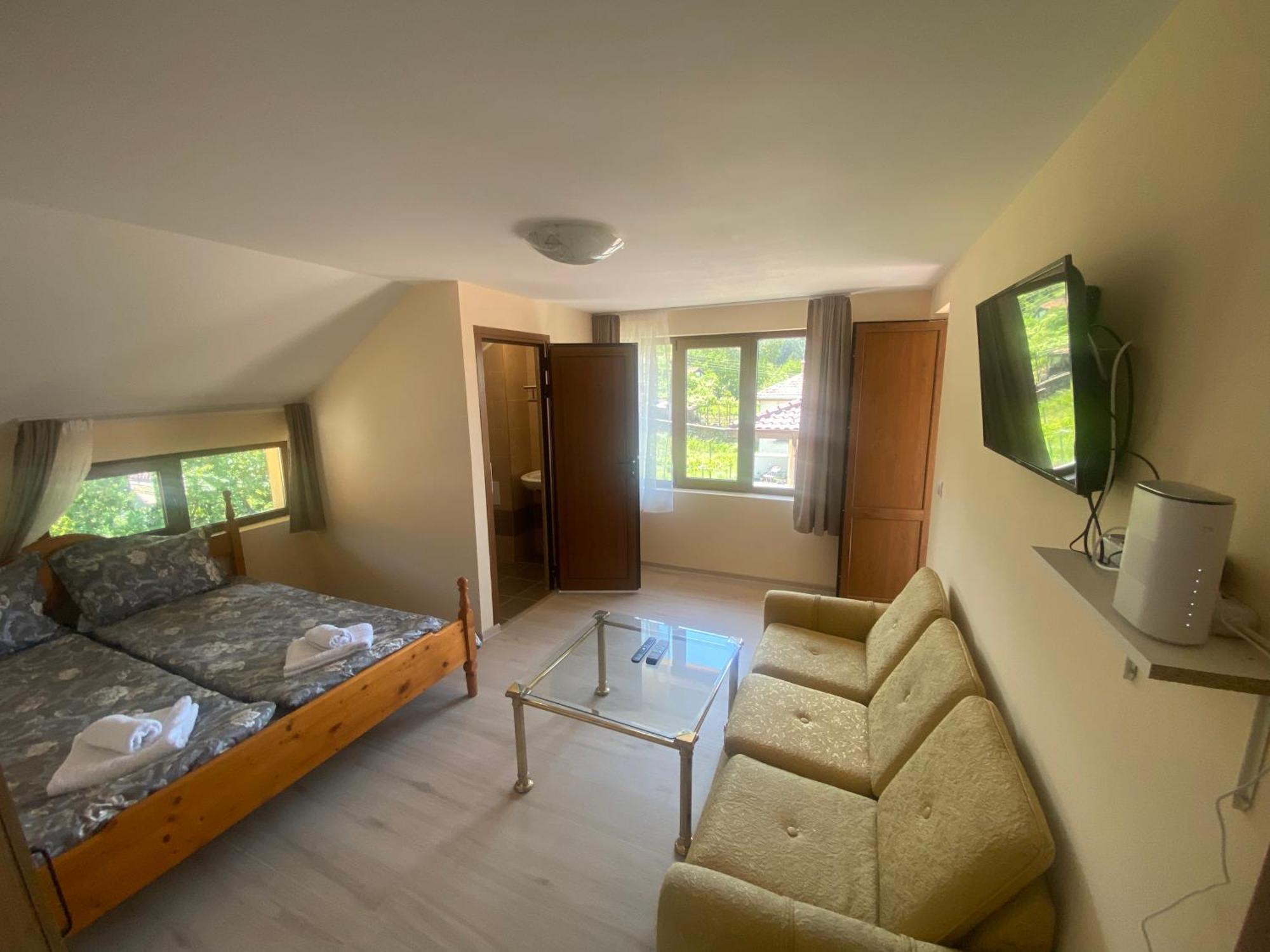 Анелия Hotell Sapareva Banja Eksteriør bilde